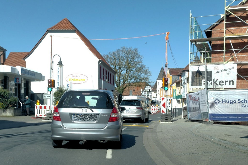 Reginenstrasse provisorische Ampel April 2023.jpg