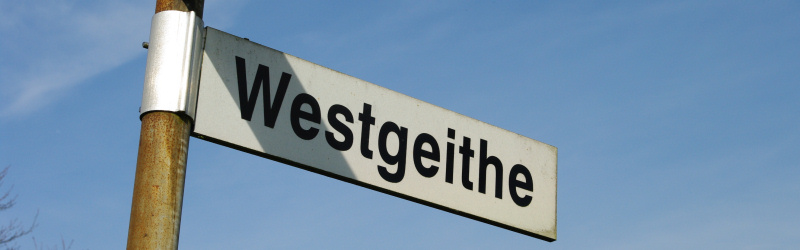 Datei:Strassenschild Westgeithe.jpg