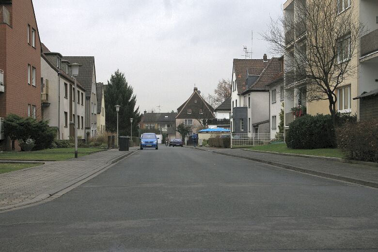 Lassallestraße von der Sonnenstraße aus