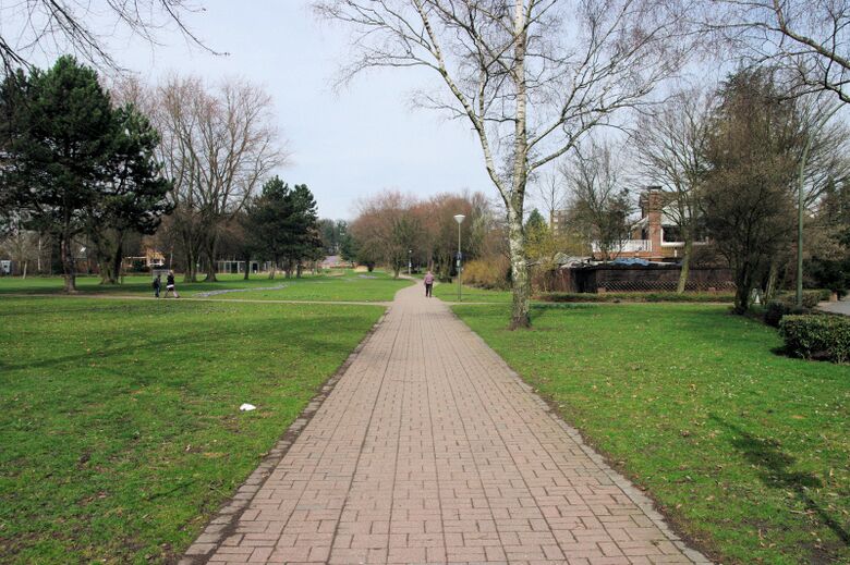 Helmut-Wehmeier-Weg von der Eichstedtstraße aus