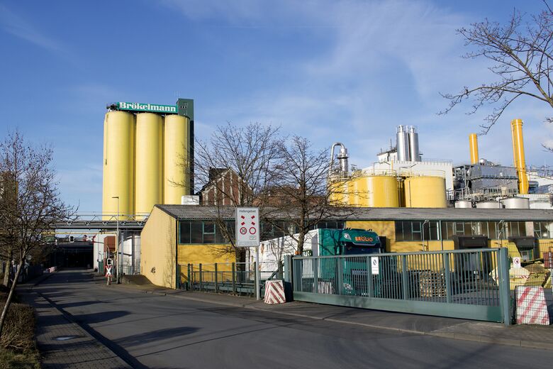 An der Ölmühle von der Hafenstraße aus