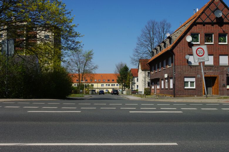 Friedensstraße von der Dolberger Straße aus
