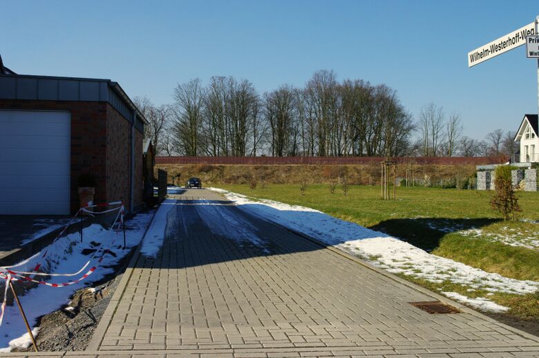 Wilhelm-Westerhoff-Weg vom Heinrich-Isenbeck-Weg aus