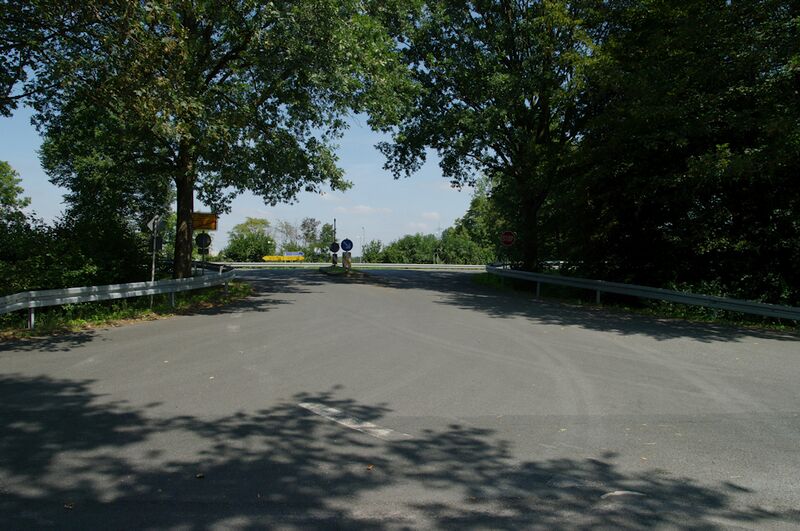 Datei:Strasse UE97 01.jpg