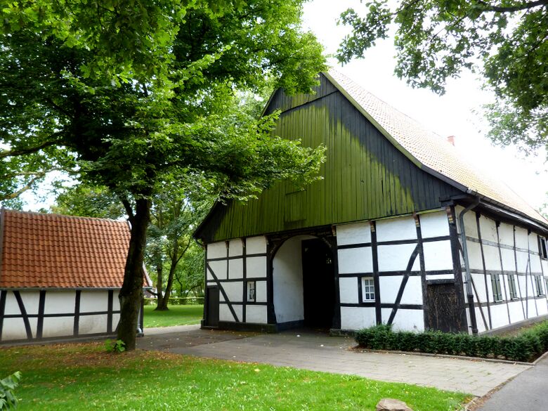Brokhof (Fachwerkhaupthaus im August 2013)