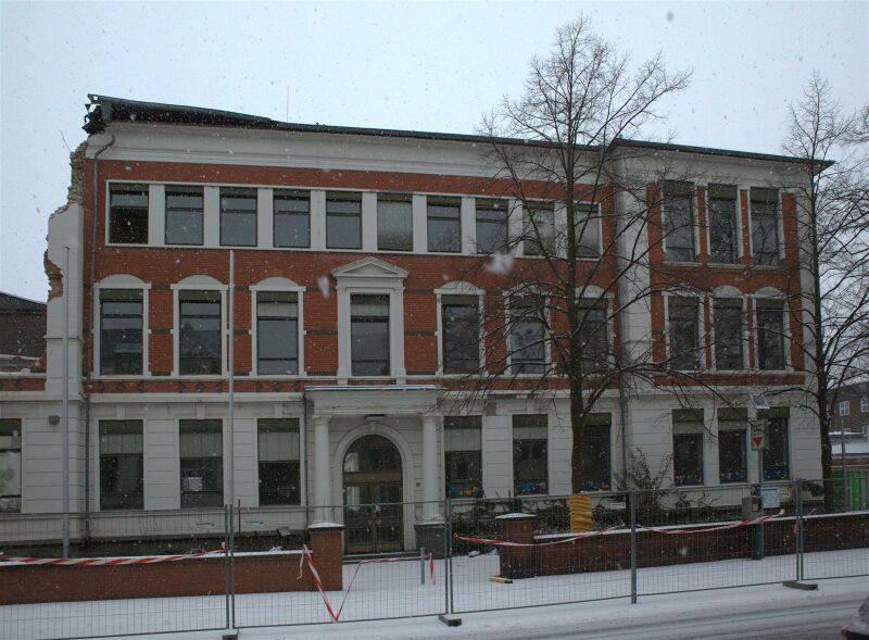 Datei:VHS Abriss 01.jpg