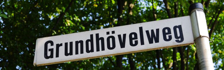 Straßenschild Grundhövelweg