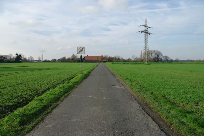 Straße-RH88 Richtung Von-Thünen-Straße