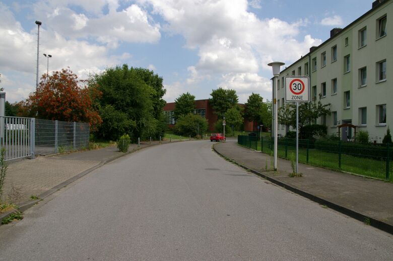 Dr.-Voßhage-Straße vom Bockumer Weg aus