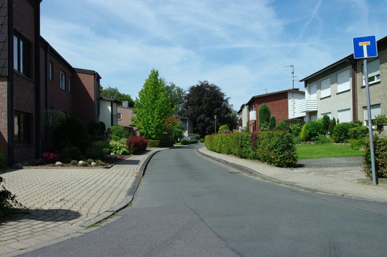 Im Winkel von der Robert-Stolz-Straße aus