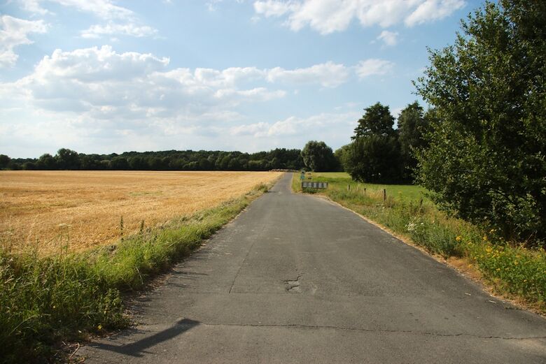 Johann-von-Hausen-Weg von der Kamener Straße aus