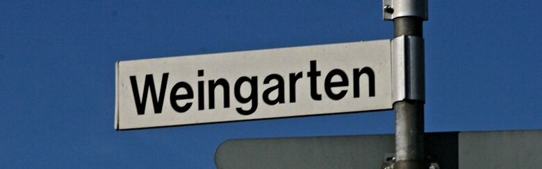 Straßenschild Weingarten