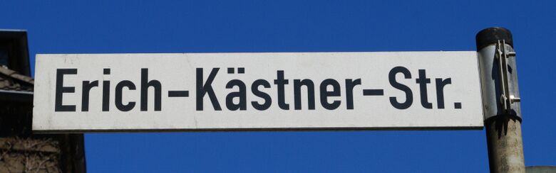 Straßenschild Erich-Kästner-Straße
