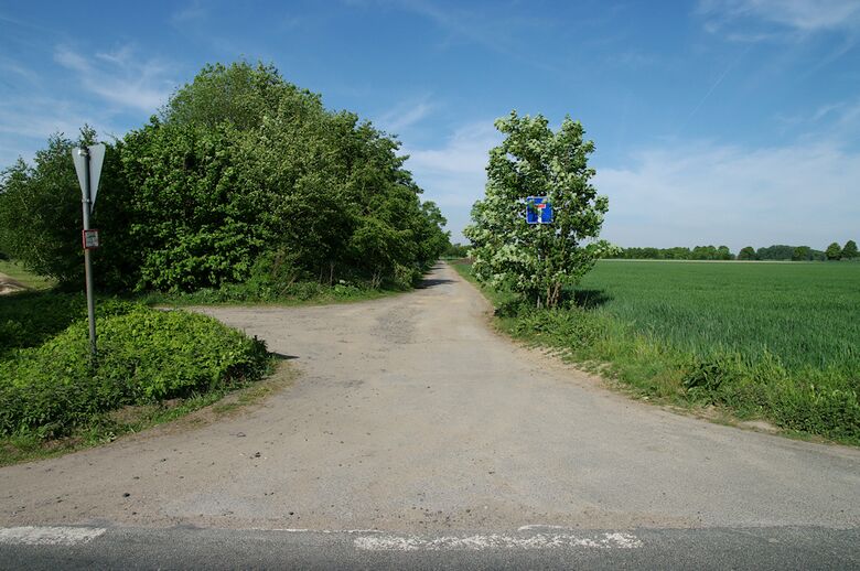 Straße-RH08 von der Gobel-von-Drechen-Straße aus