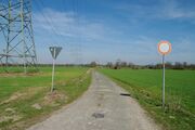 Strasse RH170 01.jpg