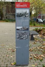 Stele Viktoriaplatz02.jpg
