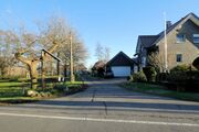 Strasse RH166 01.jpg
