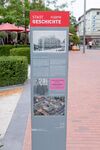 Stele Willy-Brandt-Platz -Vollansicht 1.JPG
