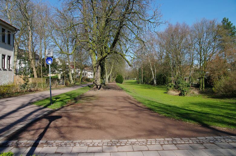 Weg-HM-a16 vom Otto-Krafft-Platz aus