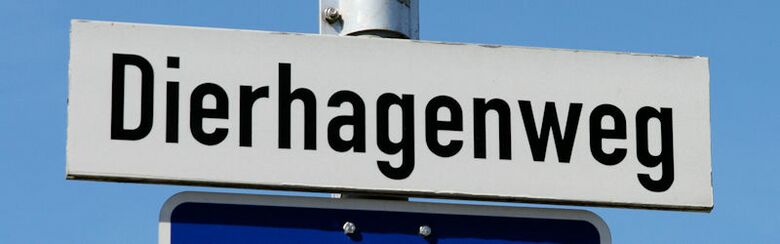 Straßenschild Dierhagenweg