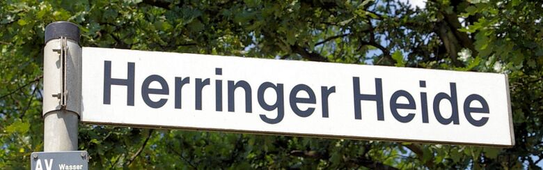 Straßenschild Herringer Heide