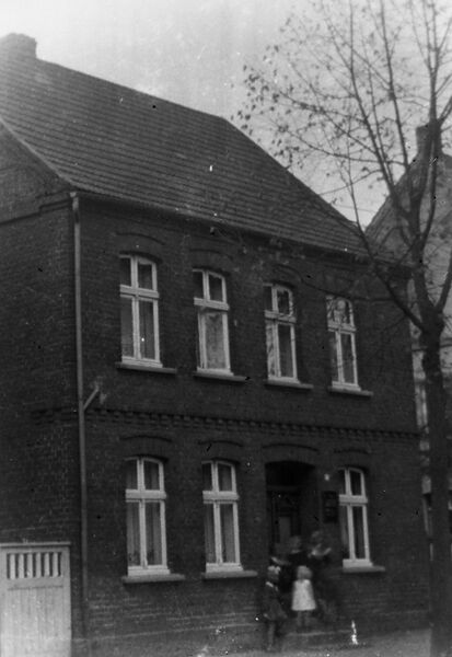 Datei:Heessener Dorfstraße 48.jpg