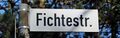 Vorschaubild der Version vom 17:43, 19. Nov. 2022