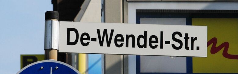 Straßenschild De-Wendel-Straße