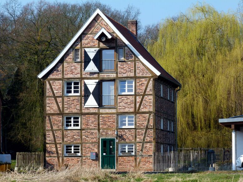 Baudenkmal No 232 Fachwerk-Speicher (März 2014)