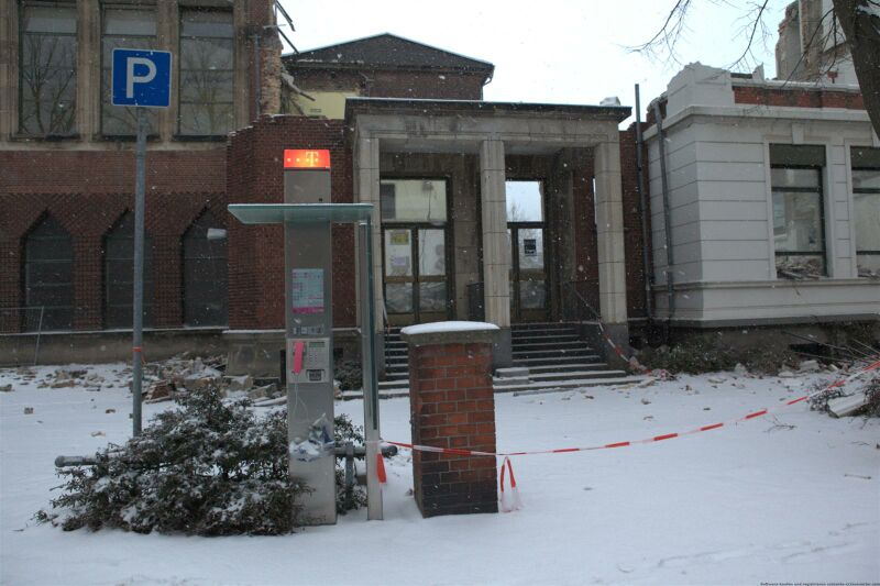 Datei:VHS Abriss 04.jpg