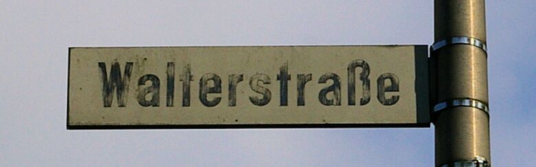 Straßenschild Walterstraße