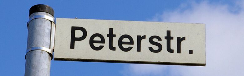 Straßenschild Peterstraße