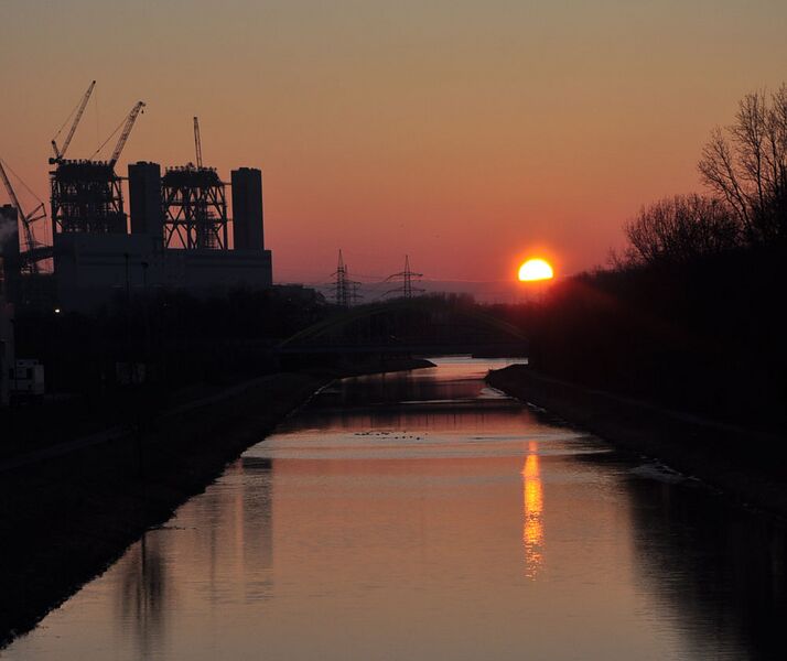 Datei:Hafen-uentrop 018.jpg