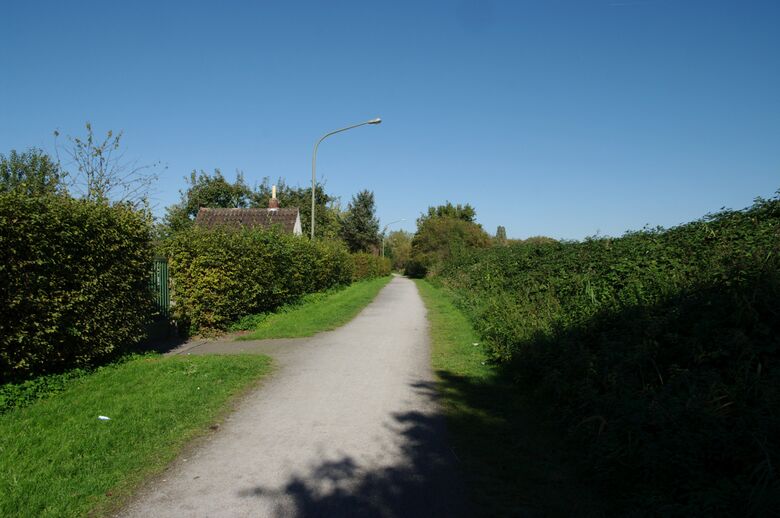 Weg-HM-c17 Richtung Marker Allee