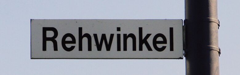 Straßenschild Rehwinkel