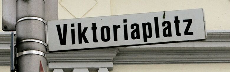 Straßenschild Viktoriaplatz