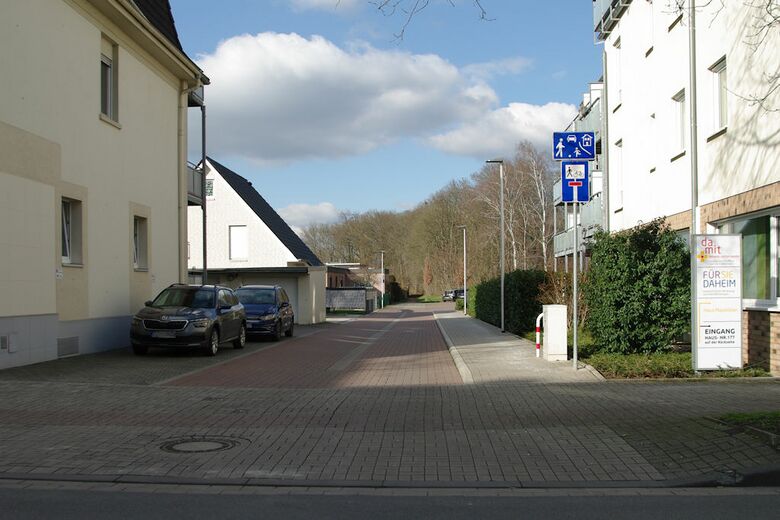 Straße-UE27