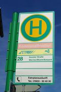 Haltestellenschild Kommunalfriedhof