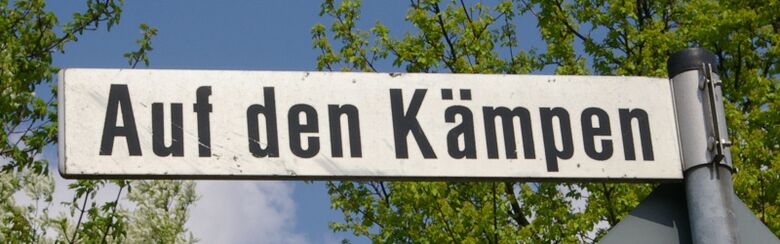 Straßenschild Auf den Kämpen