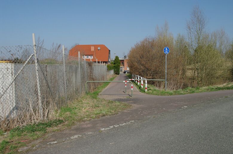 Weg-PE-c07 von der Baumhofstraße aus