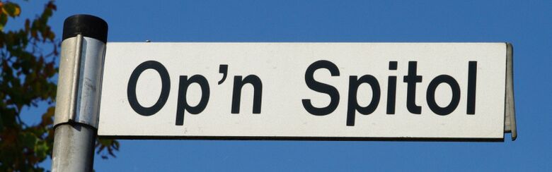 Straßenschild Op'n Spitol