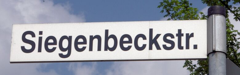 Straßenschild Siegenbeckstraße