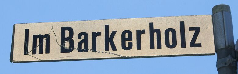 Straßenschild Im Barkerholz