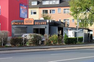 Doeneria Deluxe.jpg