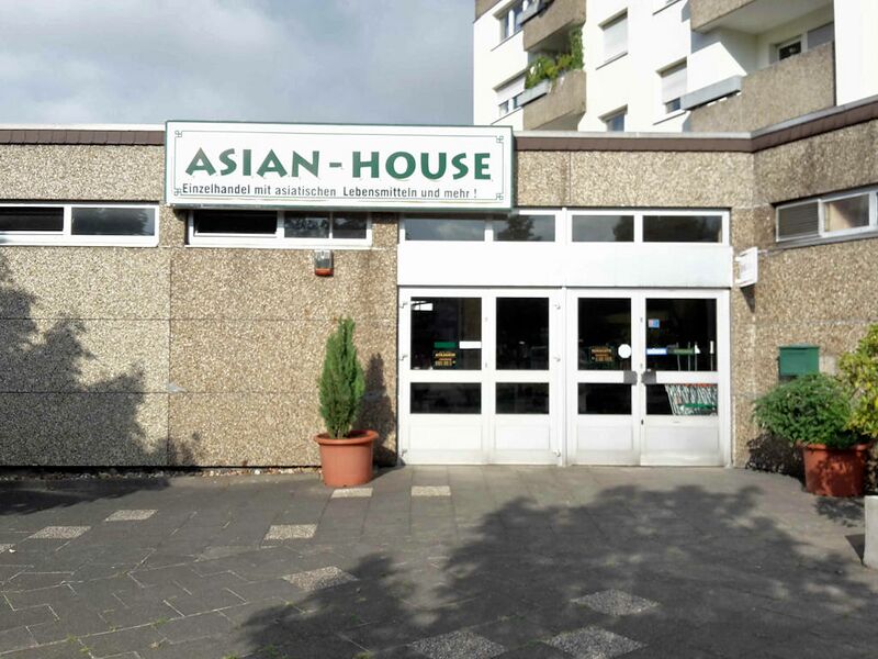 Datei:Himalaya Eulenplatz.jpg