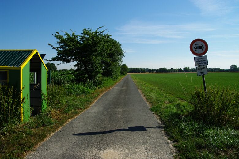 Straße-RH128 vom Caldenhofer Weg aus