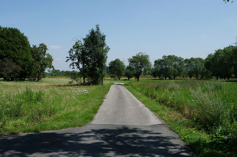 Straße-UE131 von der Straße-UE128 aus