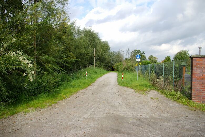 Weg-RH-c11 vom Langewanneweg aus