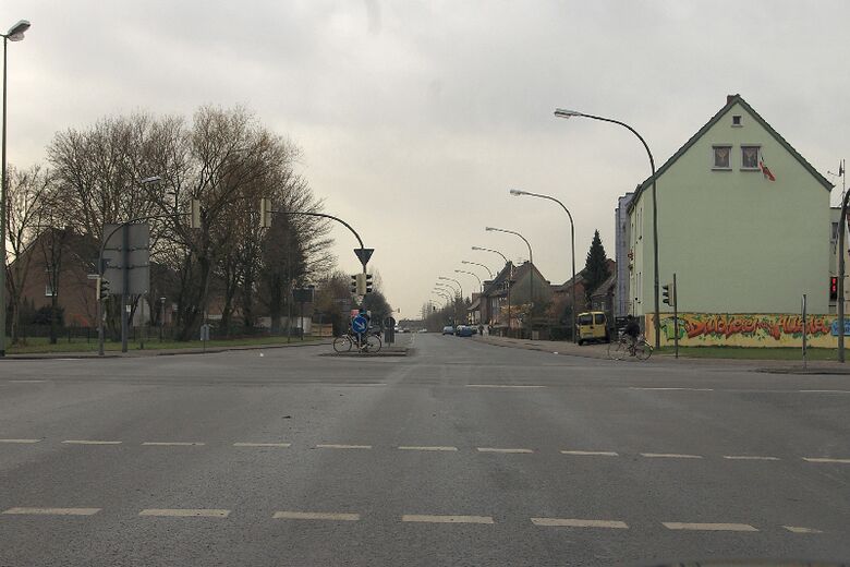 Dortmunder Straße an der Kreuzung Radbodstraße