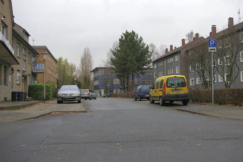 Saturnstraße von der Wilhelm-Liebknecht-Straße aus